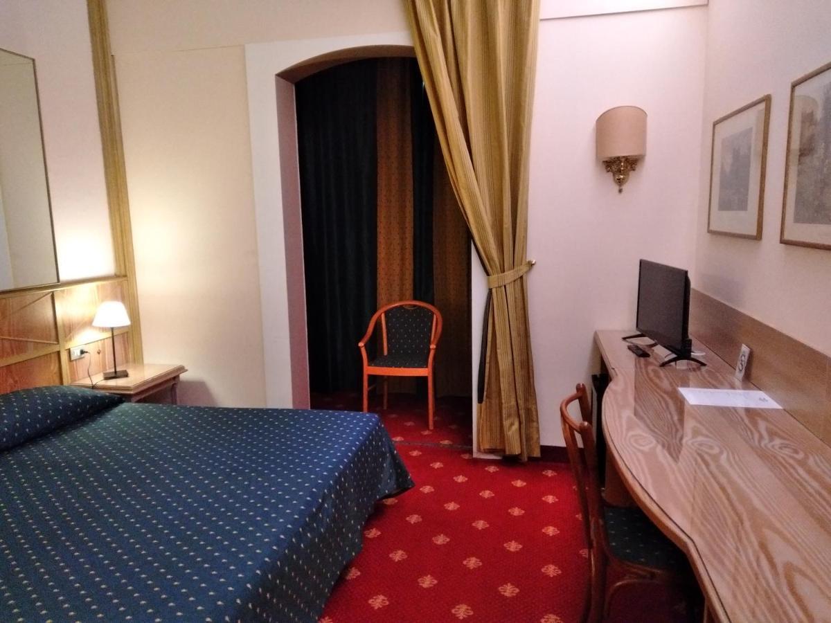 Hotel Polo 3*